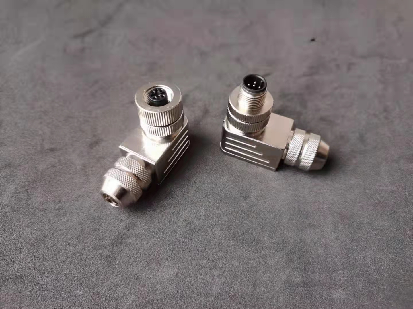 Circular metal-90 degree right angle shielded m12-A 5pin industrial connector