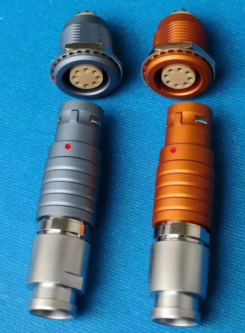 Metal push-pull self shrinking male and female connectors with different colors