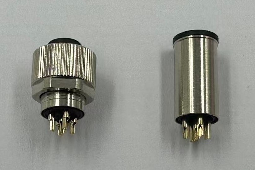 Evaluating industrial connector suppliers based on product certifications and protection ratings