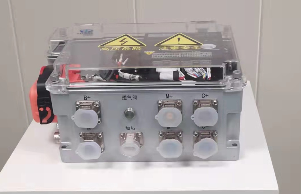 新能源PDU电源控制盒控制箱连接器