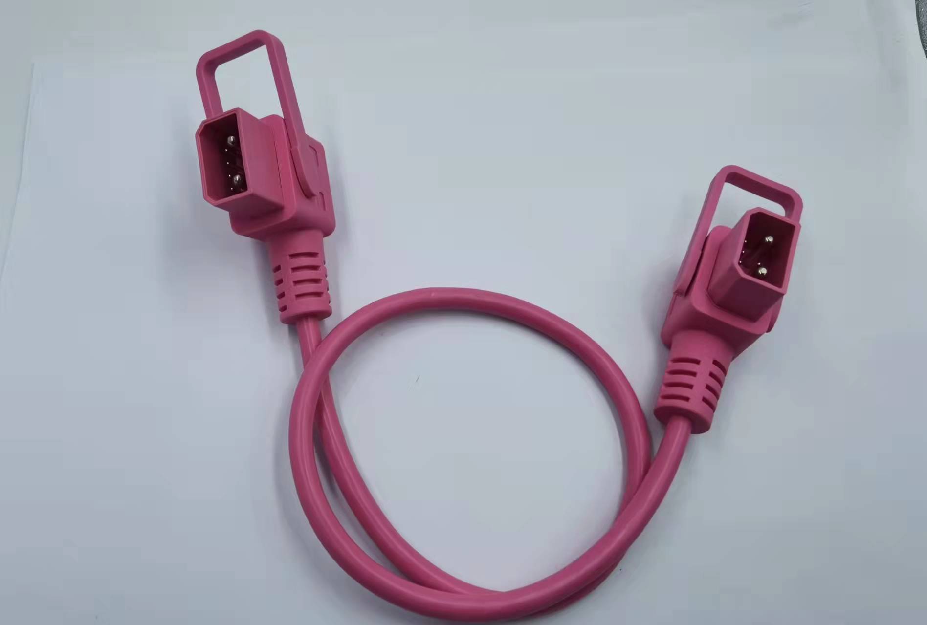 电池充电2+5连接器粉色电线移动充电连接线