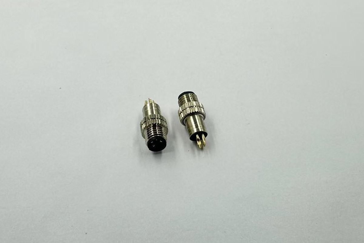 电动自行车3针连接器：平衡功能和风格