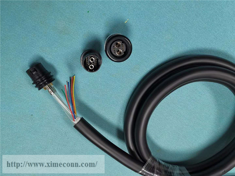 vacuum bipolar RF cable assembly