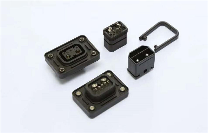 battery connector