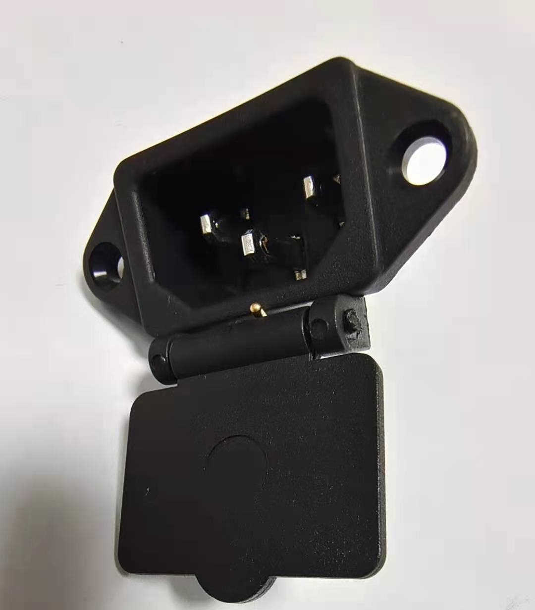 Triangle fork connector for commercial electric vehicle