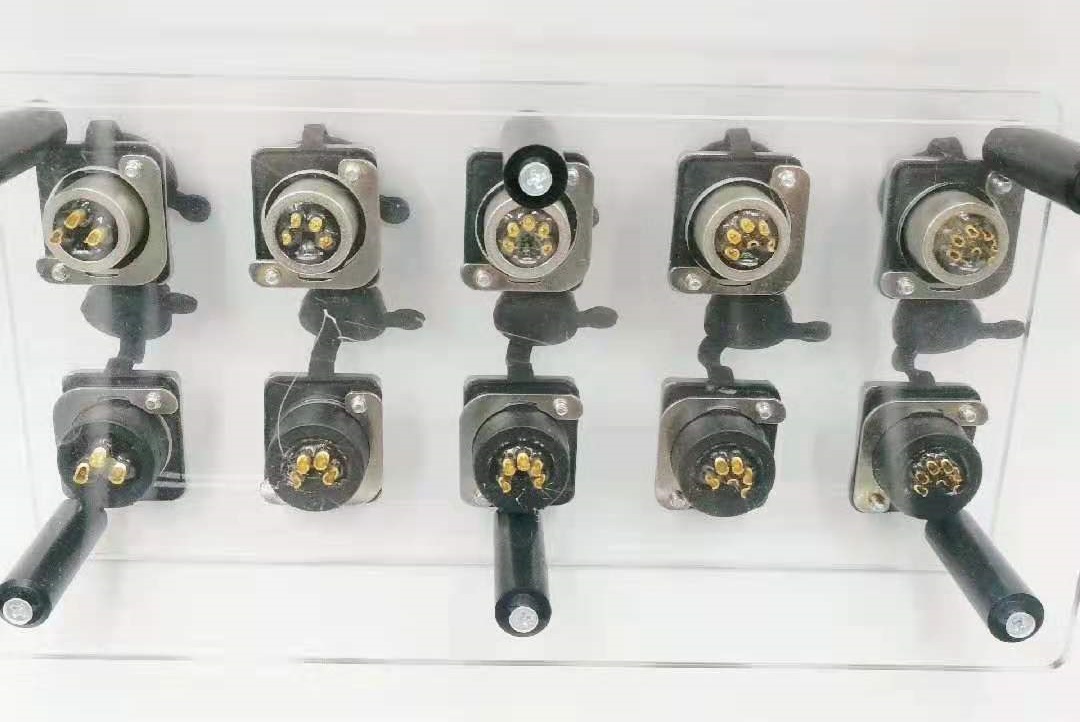 Installation of waterproof connector in industrial case