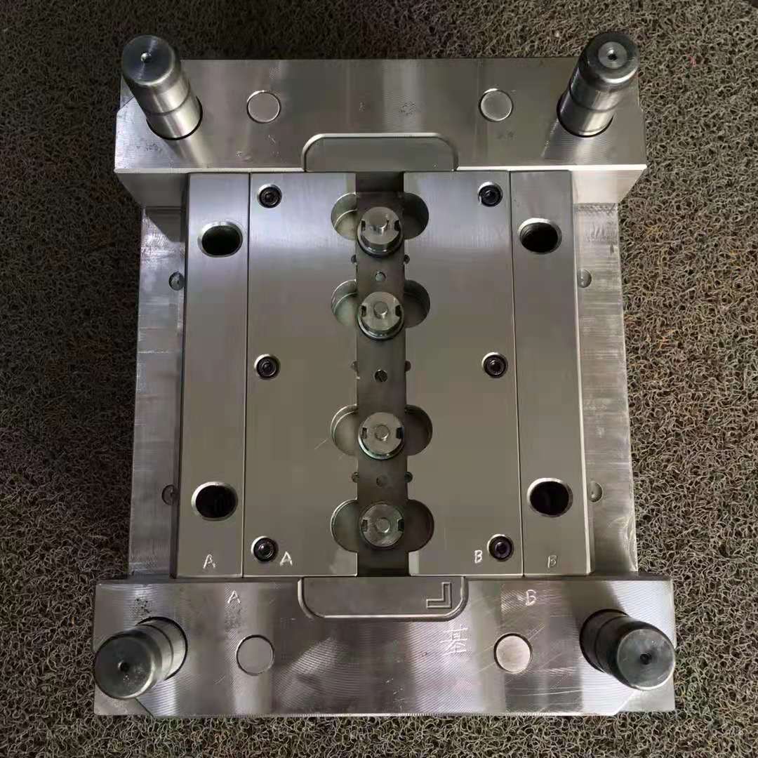 M12 connector mould precision injection core mould