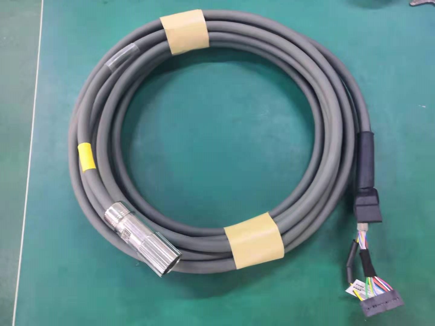Industrial M23 connector KUKA encoder waterproof cable assembly