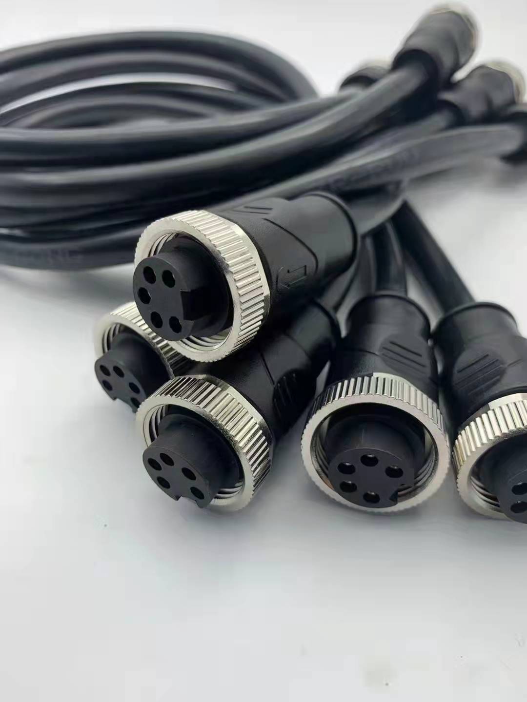 Industrial 7-8 female connector waterproof IP66 round connector