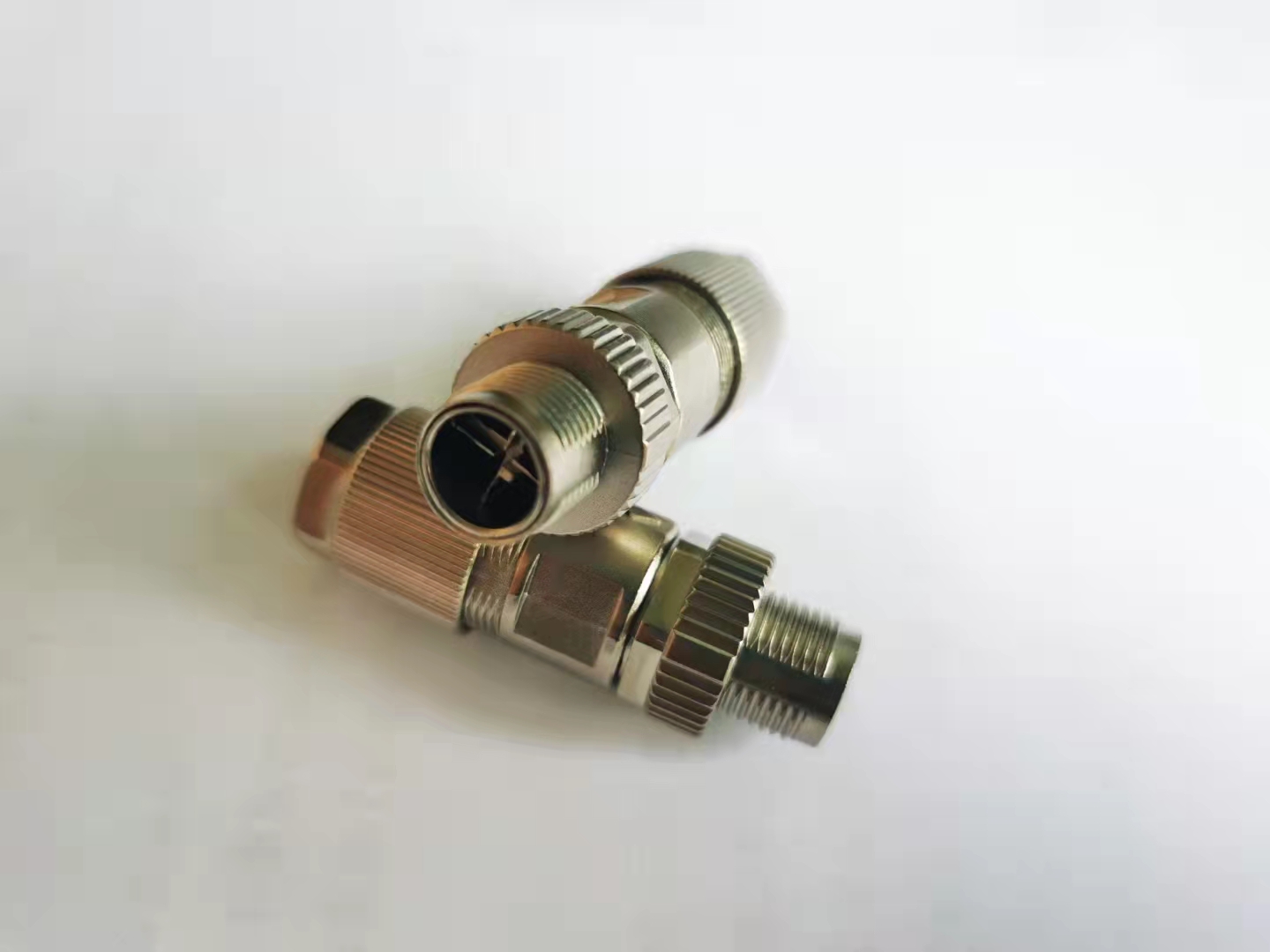 Industrial Rail Transit x-8pin male metal M12 connector