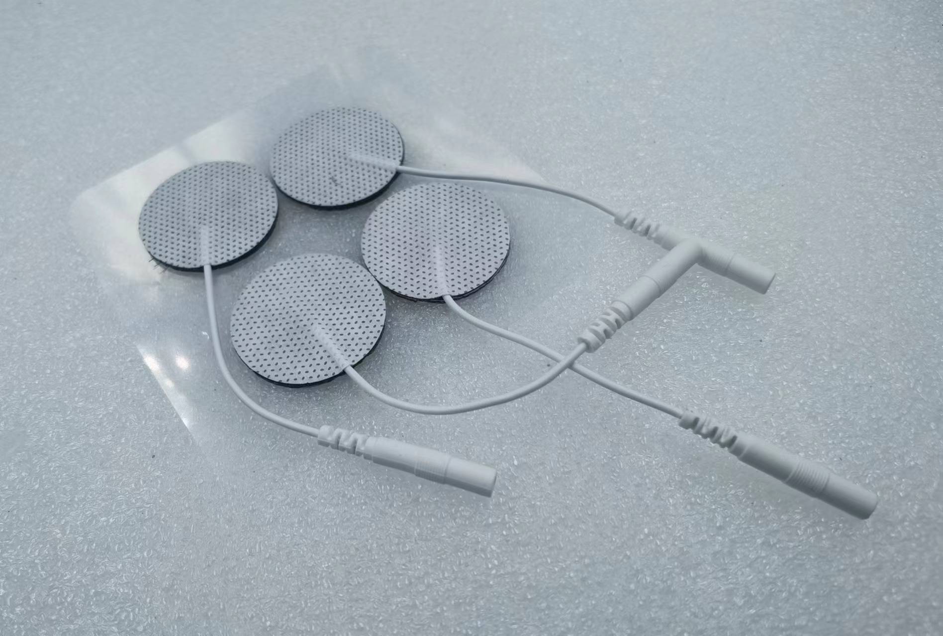 Medical pulse heating electromagnetic heating patch gel connector