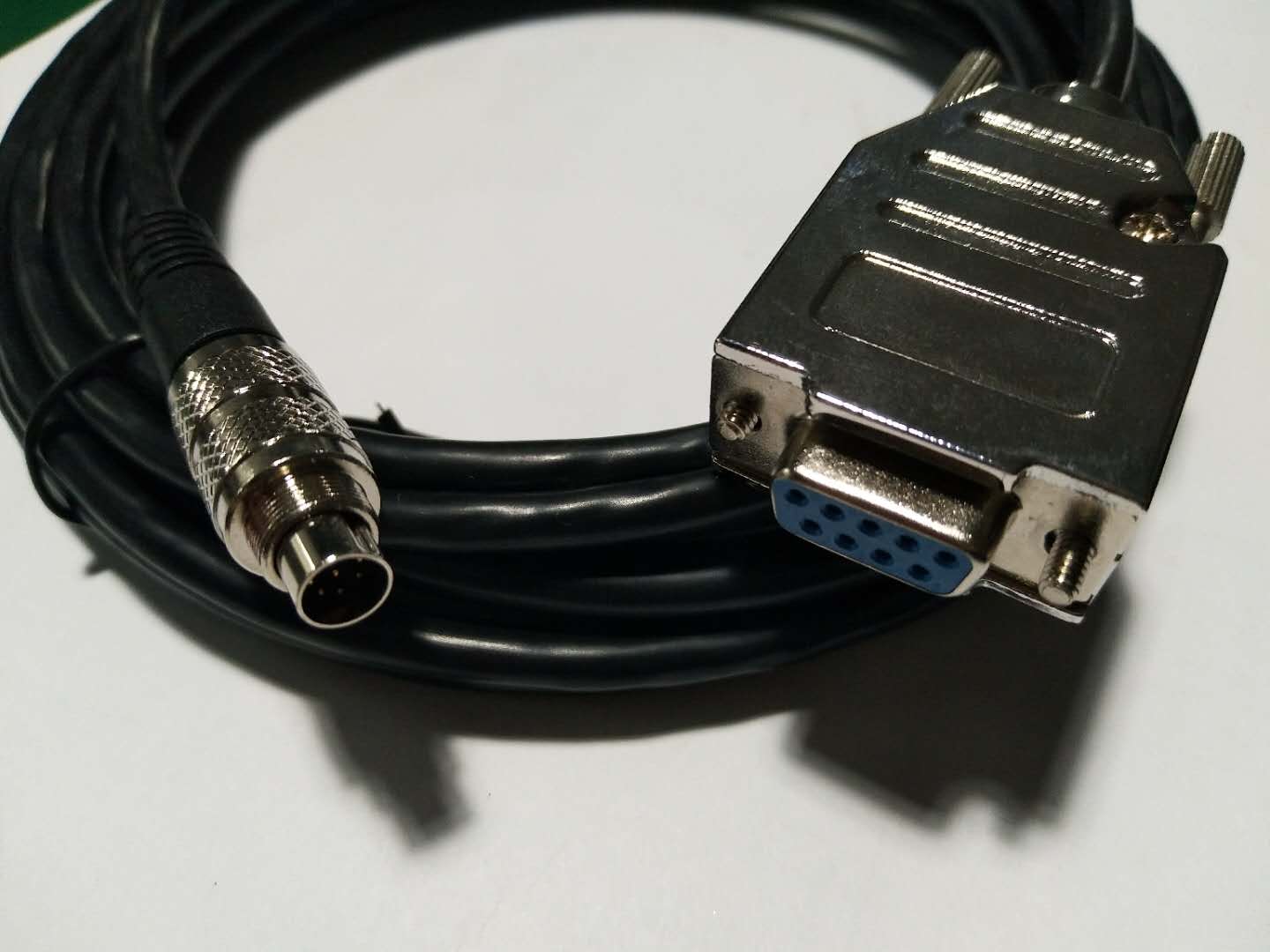 VGA TO M9 agilia cable