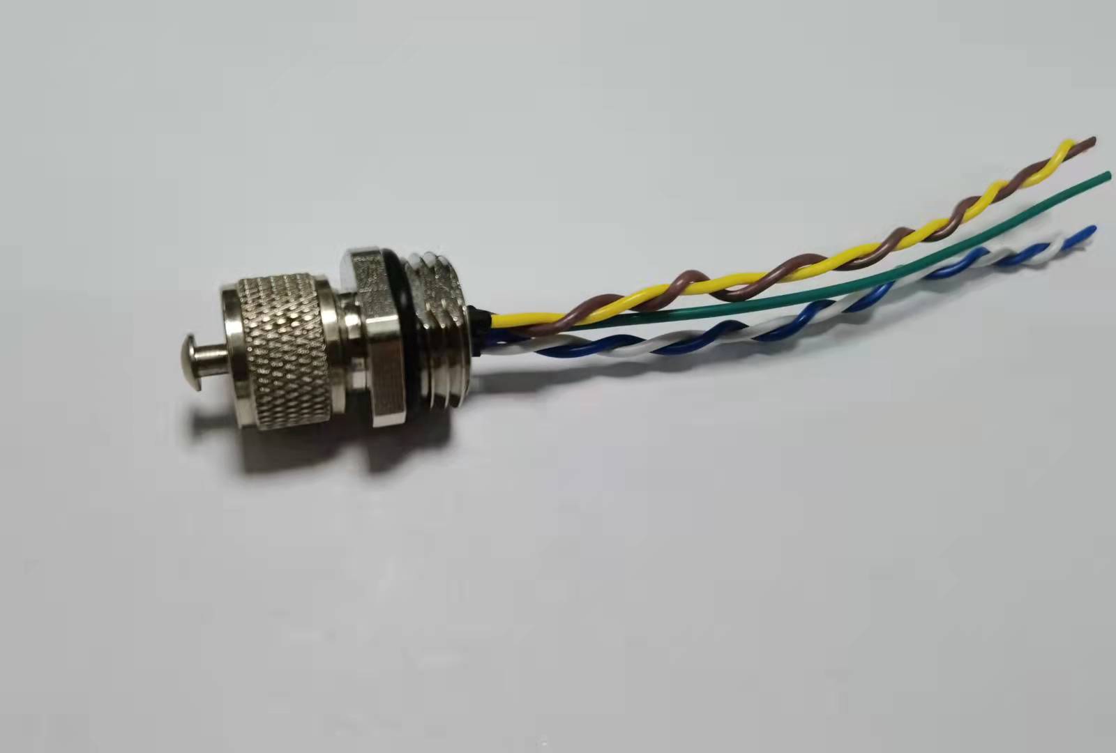 Canbus 总线M12设备连接器双绞信号防水连接器带防水帽