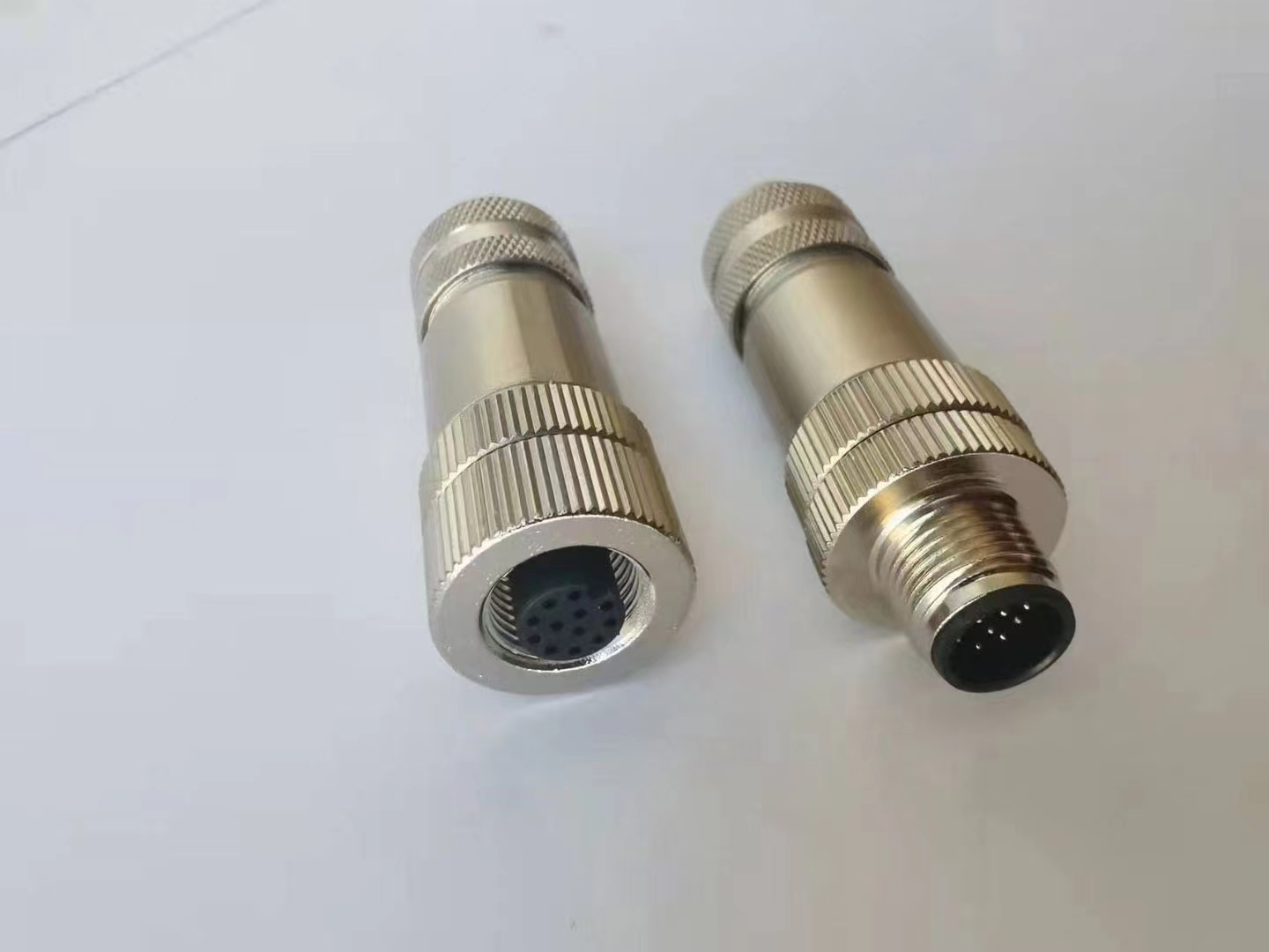 M12 金属A code工业连接器12pins 焊线屏蔽圆形连接器