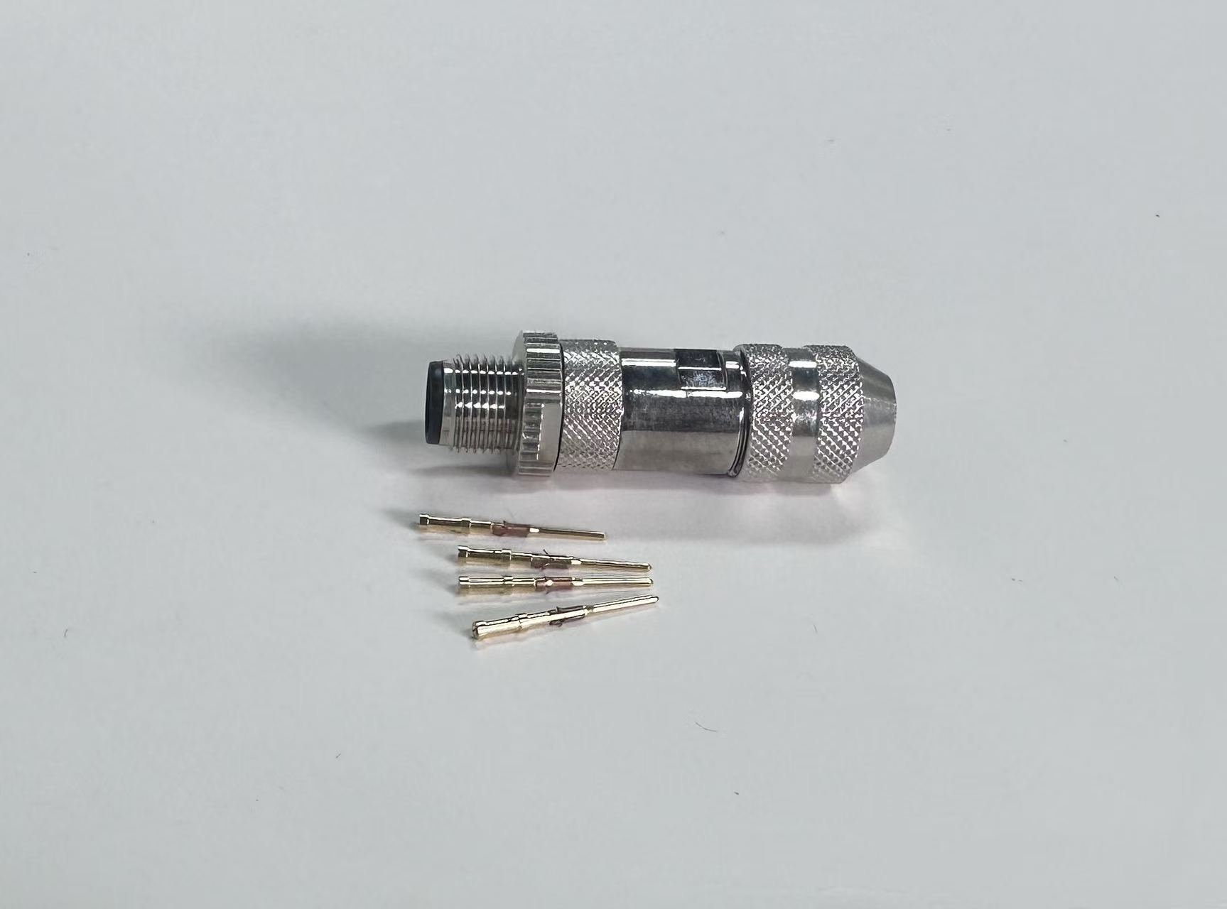 工业 M8 圆形连接线（8mm 螺纹航空插头）